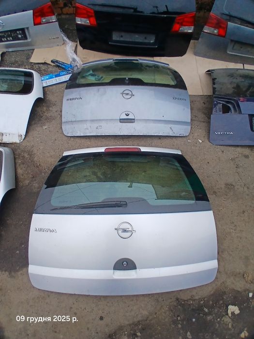 Ляда кришка багажника опель вектра с меріва астра зафіра омега корса