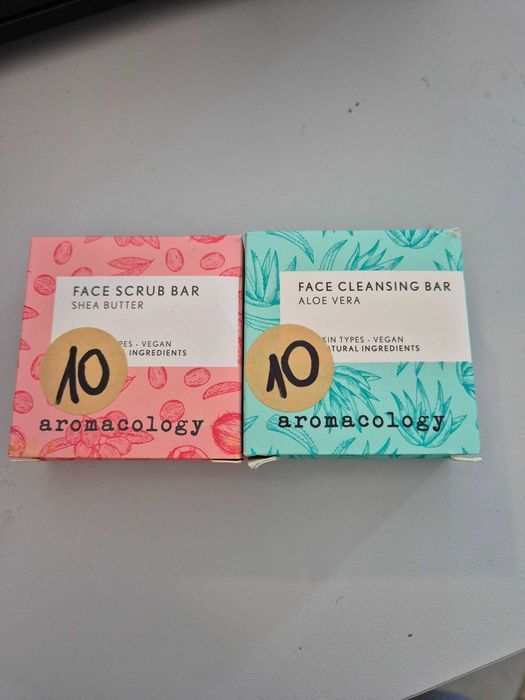 peeling do twarzy w formie kostki