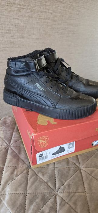 Кросівки puma утеплені розмір 38.5