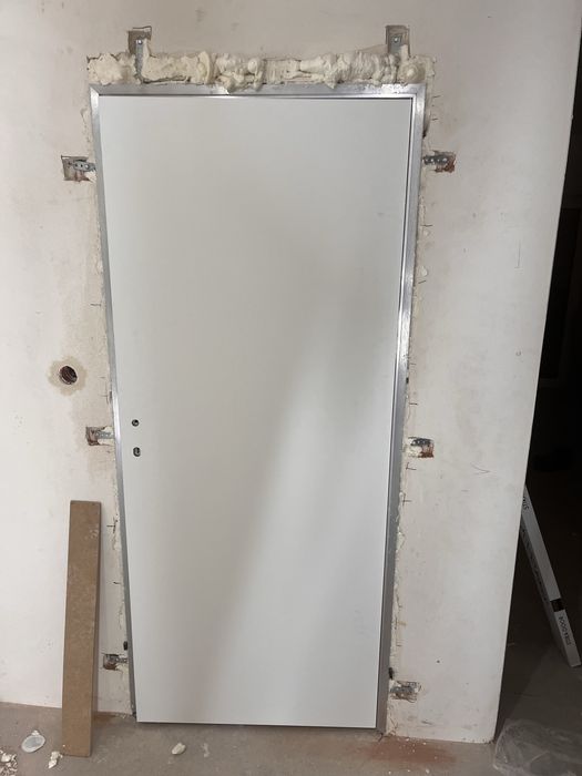 Drzwi ukryte castorama 80 prawe wewnetrzne