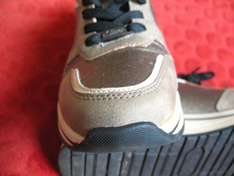 Buty - sportowe - rozmiar 39 wkładka 25 cm s.Olivier