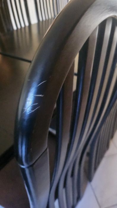 Stół drewniany z 14 krzeslami