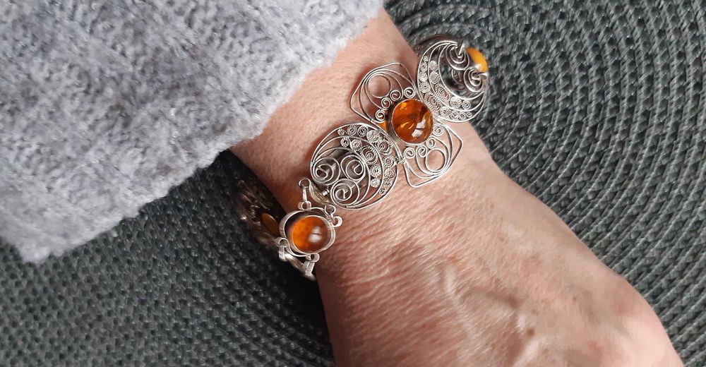Bransoleta Imago Artis filigran z bursztynami.