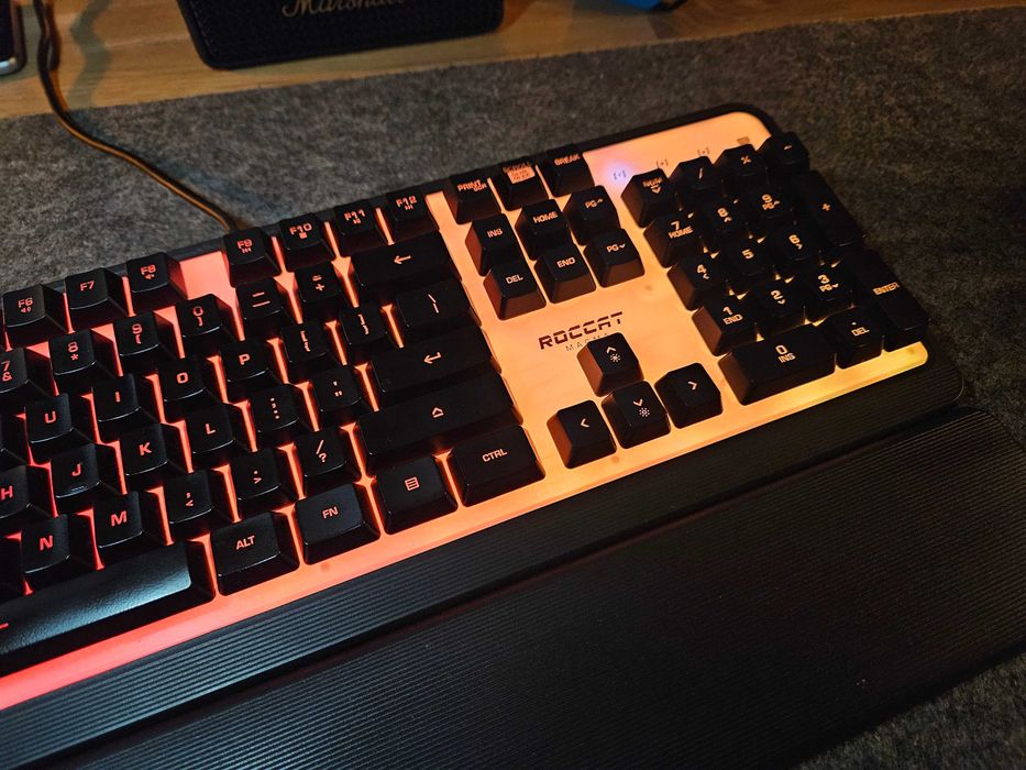 Klawiatura Roccat Magma RGB membranowa
