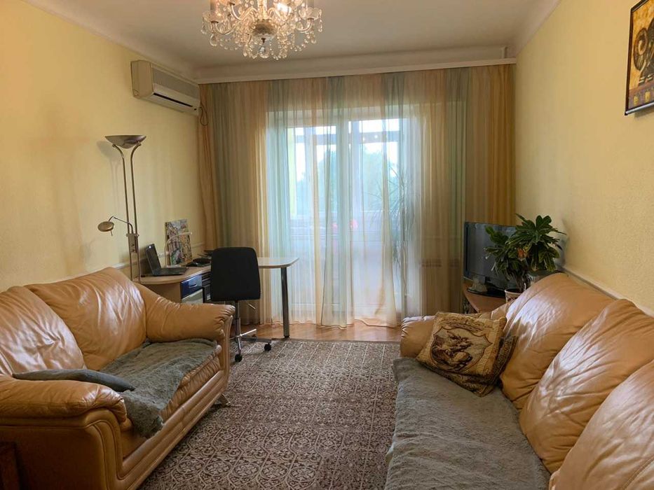 Продам 3-х на Староказацкая, р-н парка Глобы. Ремонт, мебель, техника.