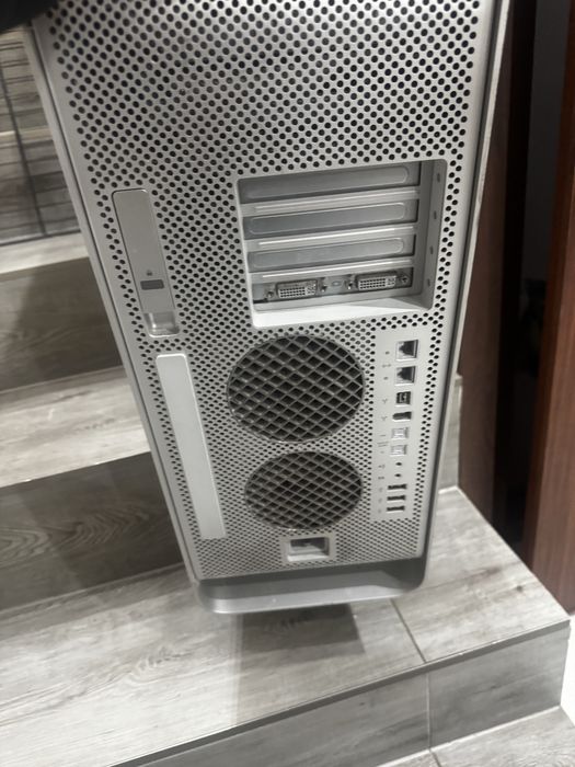 Apple mac G5  komputer stacjonarny