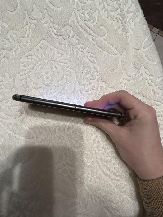Iphone 8 64Gb Торг R-sim