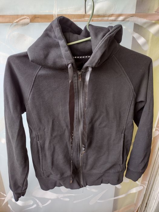 Ciepła bluza z kapturem