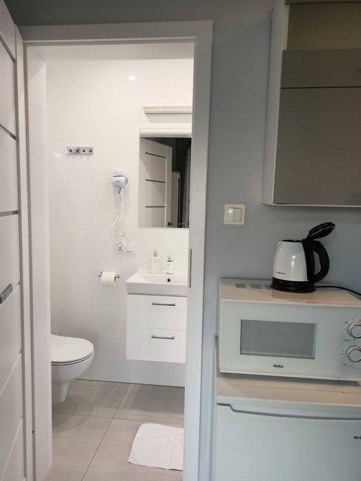 Komf.pokoje z łazienką, aneksem kuch.smart TV,netflix