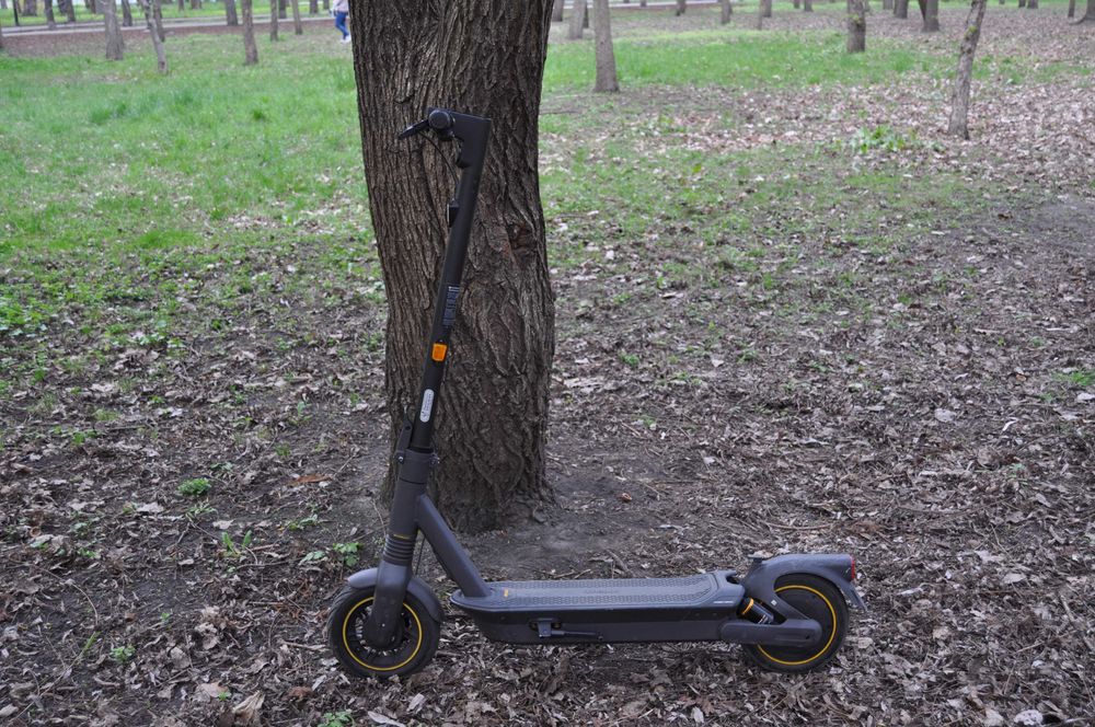 Електросамокат Ninebot MAX G2