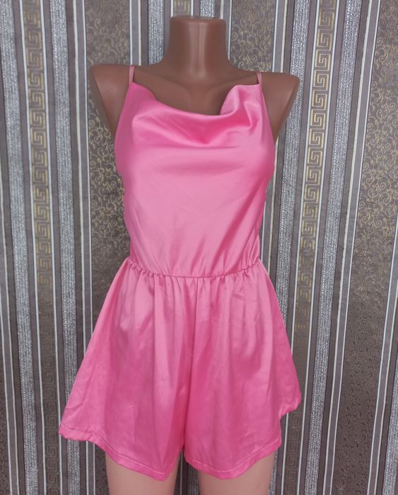 Літній рожевий комбез