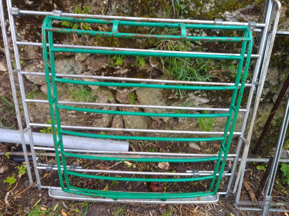 Grade Tejadilho Antigo Clássico