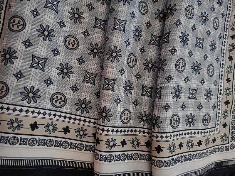 Хустка S.Oliver, розмір 88х84 см