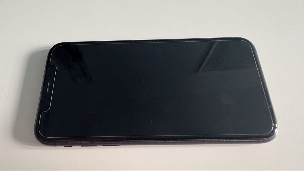 iPhone 11 64GB Czarny | Bateria 83%