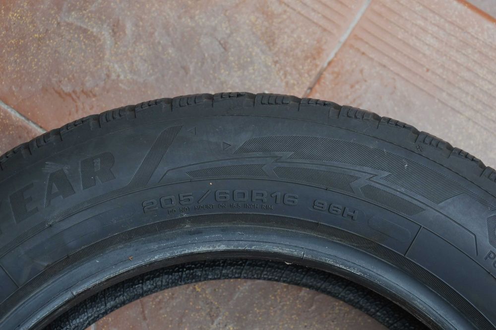 Зимові шини пара 2024 Continental ContiWinterContact TS870 205/60 R16