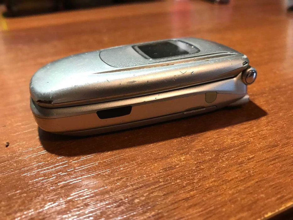 Телефон Samsung SGH-S500