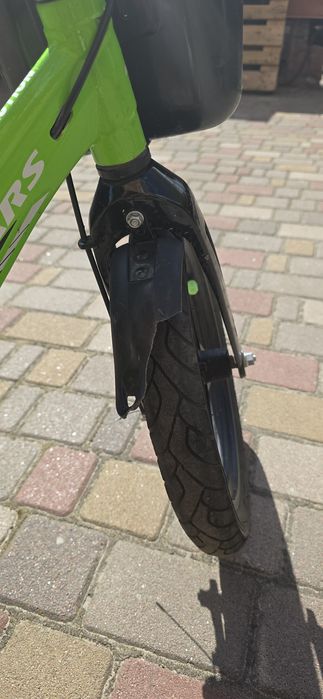 Велосипед Mars чотирьохколісний, колеса 18, від 4 років