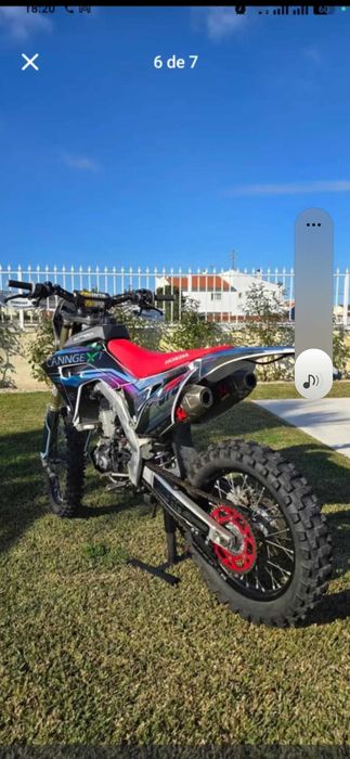 Honda crf 450 versão  2 escapes