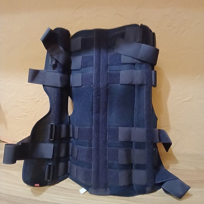 Колінний ортез-іммобілізатор Medi