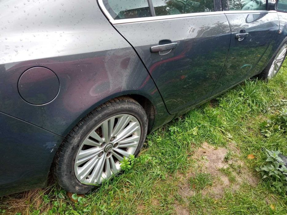Кузов чверть поріг Ланжерон криша Opel Insignia Інсігнія 08-17