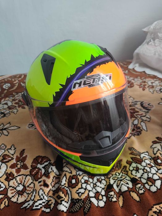 Шлем NENKI moto практично новий вдівався пару раз