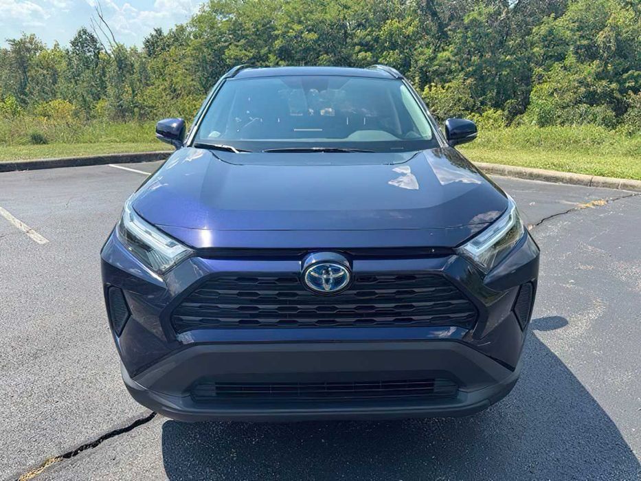 Toyota RAV4 2.5 Hybrid      2023