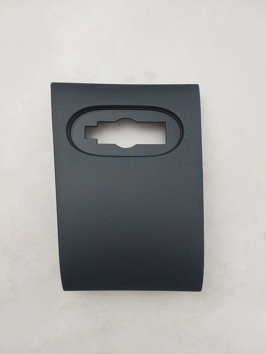 listwa błotnika progu nakładka zewnętrzna mercedes sprinter 907 910