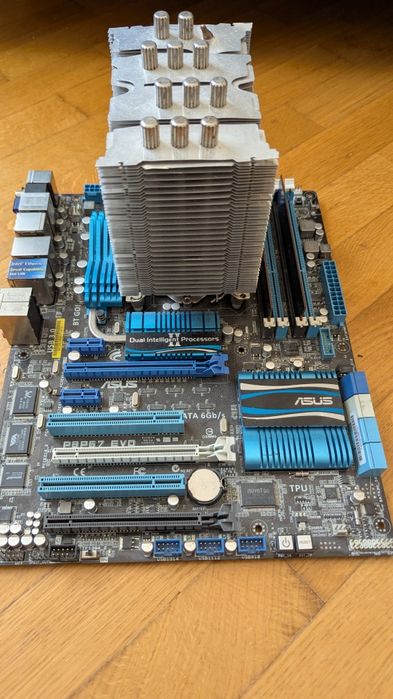 Комплект i7-2600k + Asus P8P67-evo + 8gb ddr3