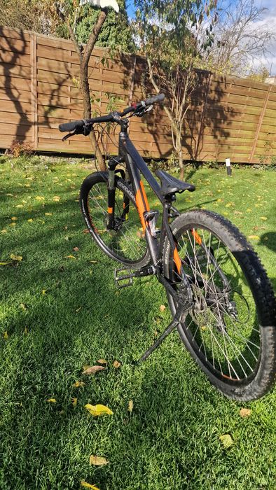 Rower Cube Aim Pro MTB 16' na kole 27 5