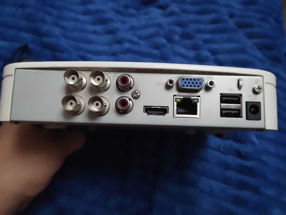 Видеорегистратор Dahua DHI-XVR5104C-S2 лучший из 4-х канальных