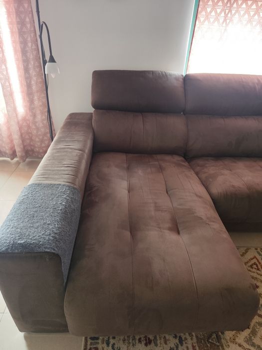 Sofá chaise longe  3 lugares