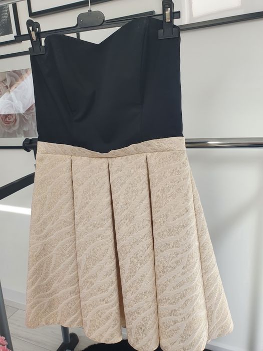 Sukienka bez ramiączek