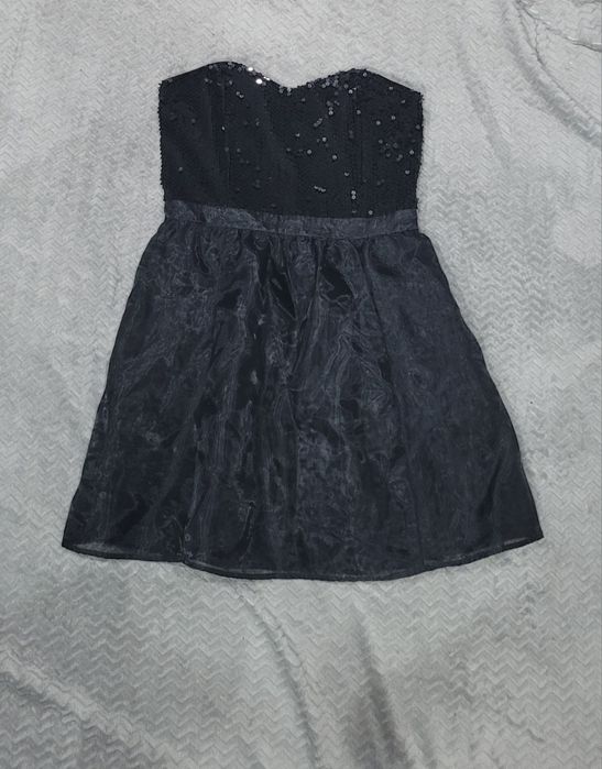 Czarna krótka sukienka cekiny L