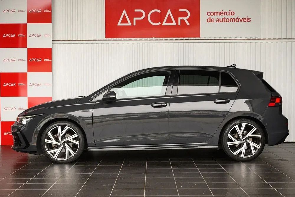 VW Golf 1.5 eTSI OPF DSG R-Line
