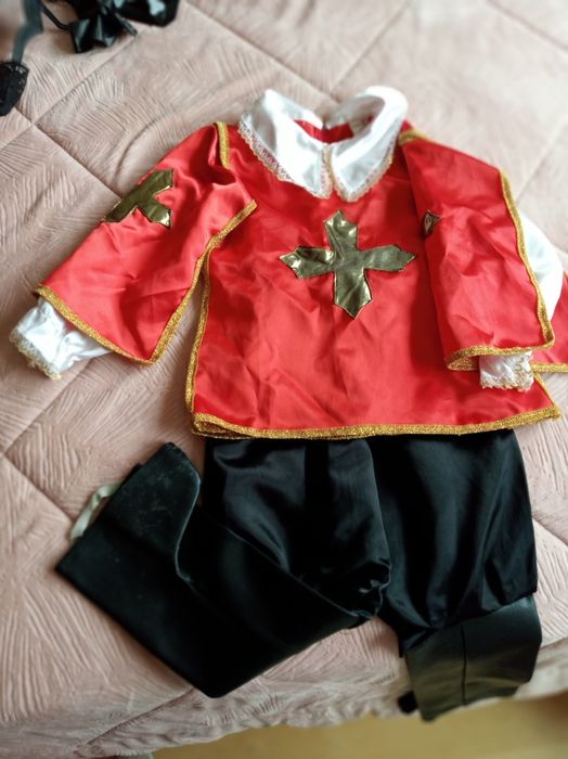 Carnival Costume of the "Three Musketeers"