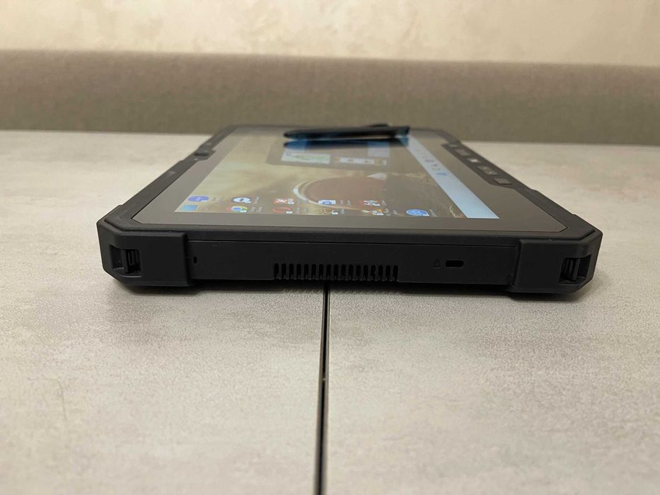 Захищений планшет Dell 7212 Rugged, 11.6" FHD, i5-7300U, 8GB, 256GB