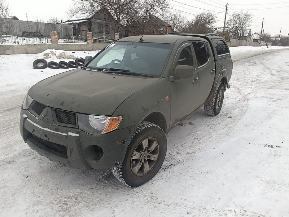 Продам  Міцубіші Л200