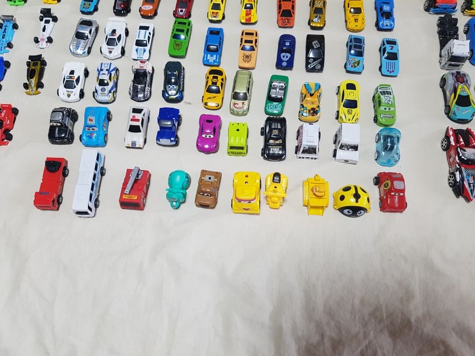 Продам машинки  детские