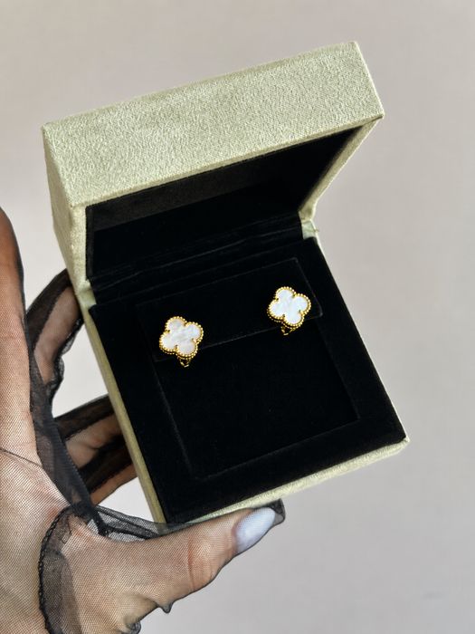 Нові сережки ван кліф Van Cleef перламутр в лимонній позолоті