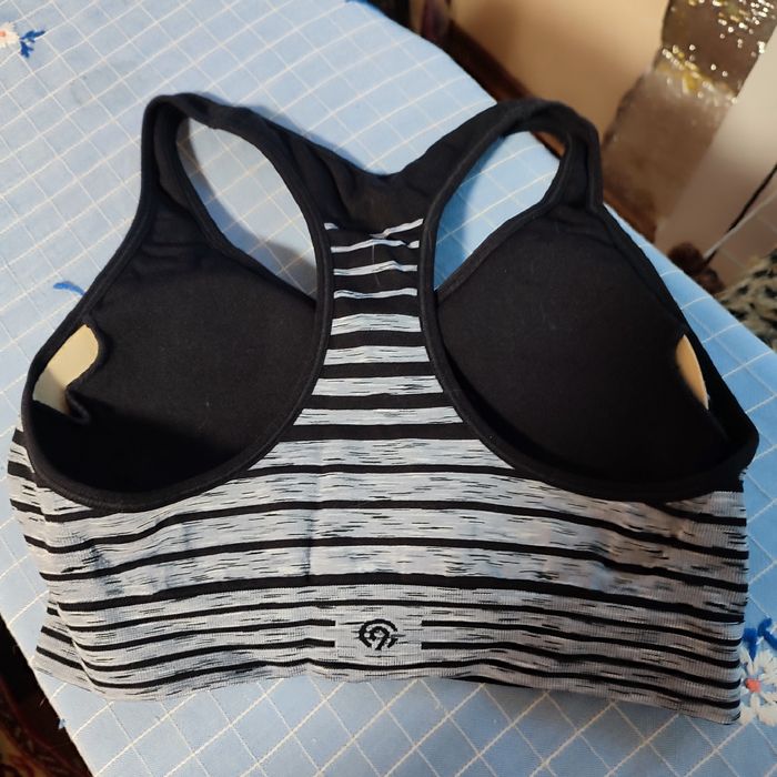 Топы для занятий фитнес