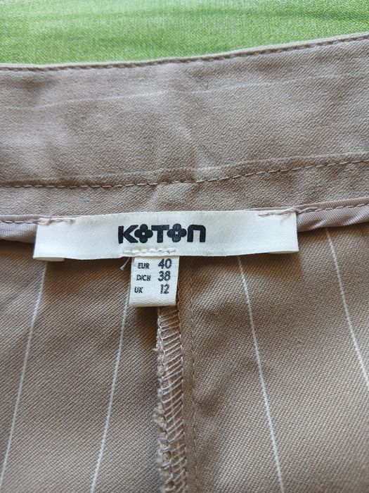 Жіночі брюки Camel від Koton роз.40