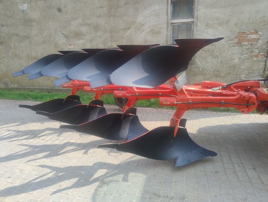 Kuhn  kuhn kuhn kuhn