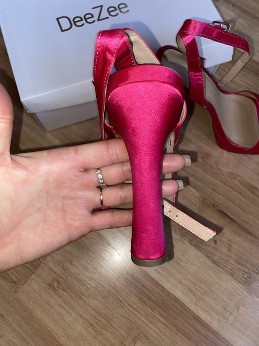 Sandały szpilki 40 fuksja róż deezee