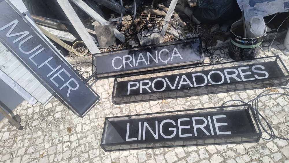 Letreiros Luminosos para Loja – Mulher, Criança, Lingerie e Provadores