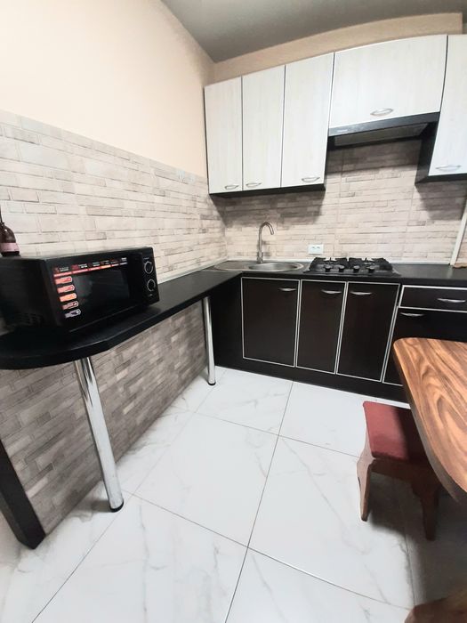 Сдам 1-комнатную квартиру по ул. Нижнеднепровской!