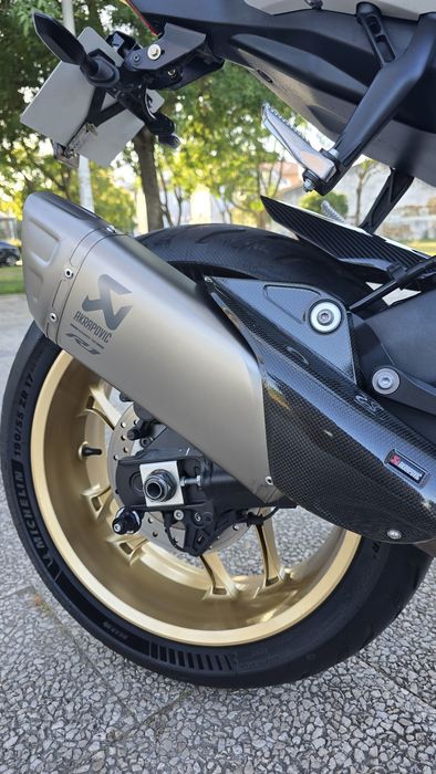 Yamaha YZF-R1 60 Aniversario Akrapovic
