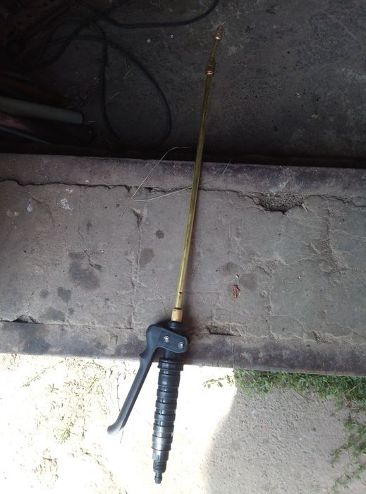 Обприскувач пневматичний Foresta