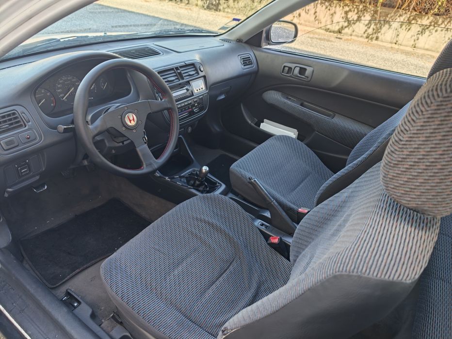 Civic 1.4i muito material novo