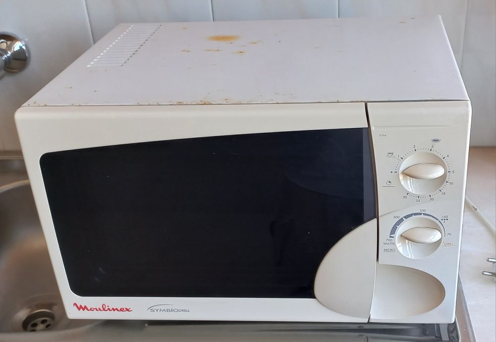 Microondas Moulinex com Grill