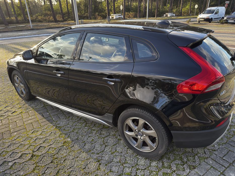 Volvo v40 cross country 130mil km